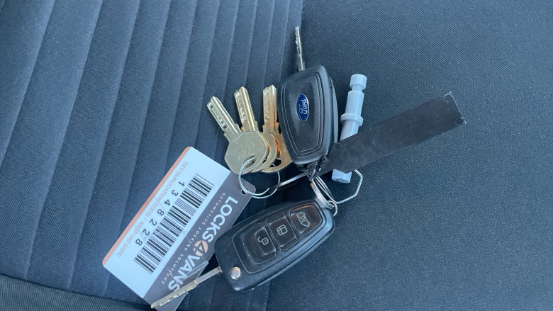 Ford Transit Custom 320 L2 Diesel Fwd 2.0 EcoBlue 170ps Low Roof Limited Van Auto